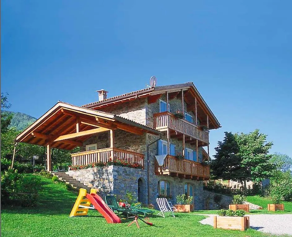Casa Camilla Villa Colico Italy